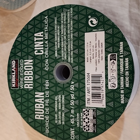 NEW 3 Rolls Holiday Kirkland Wire-edged Ribbon, 150 yards total - Picture 6 of 6